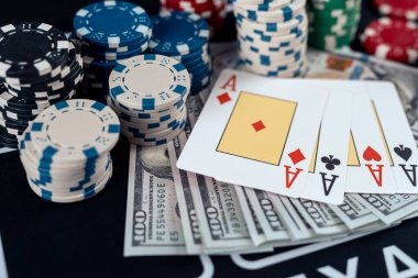 win555 mobile app displaying live blackjack table and bet interface